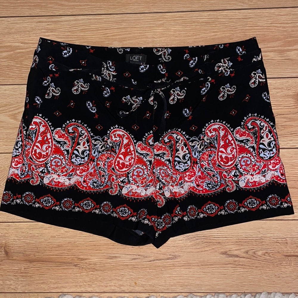 LOFT paisley short